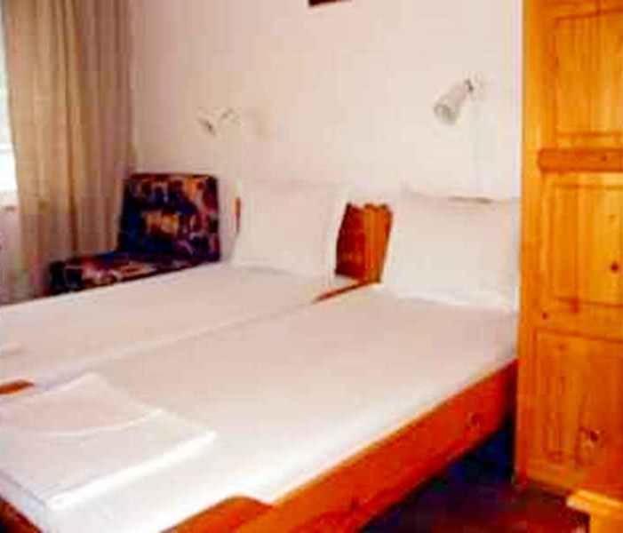 Guest House Villa Katty Balcic Exterior foto