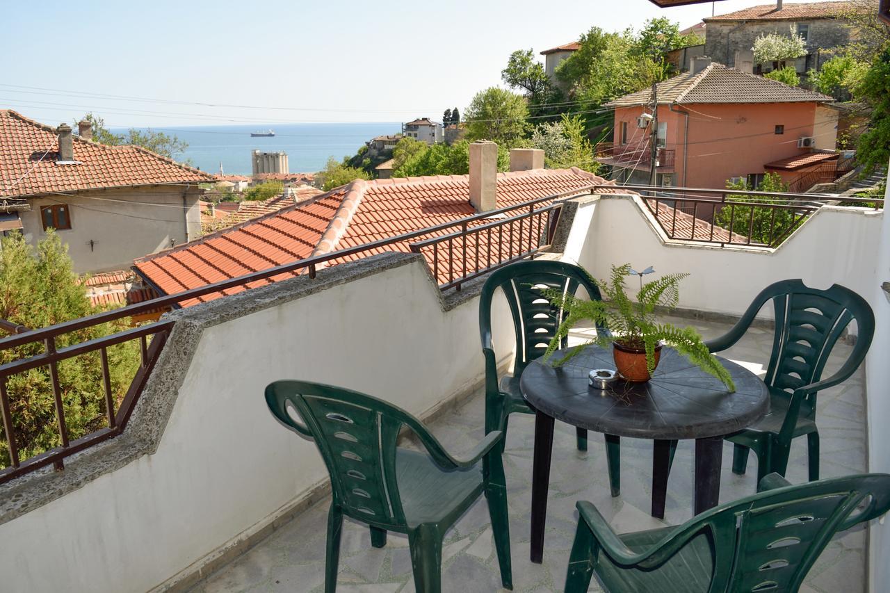 Guest House Villa Katty Balcic Exterior foto