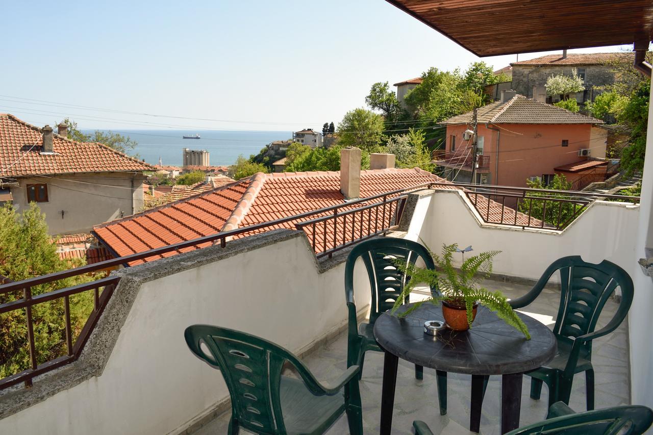 Guest House Villa Katty Balcic Exterior foto